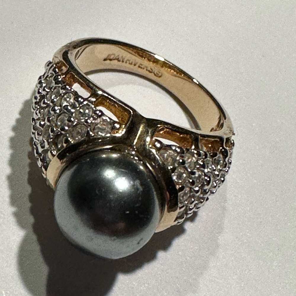 Joan Rivers Statement Pearl Ring - image 2